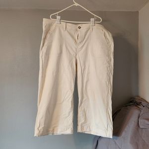 Plus size Torrid Size 22 wide leg Capri